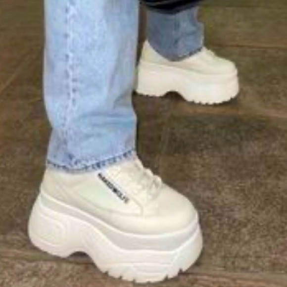 Naked Wolfe Sprinter Mega Platform Sneaker - Picture 3 of 16